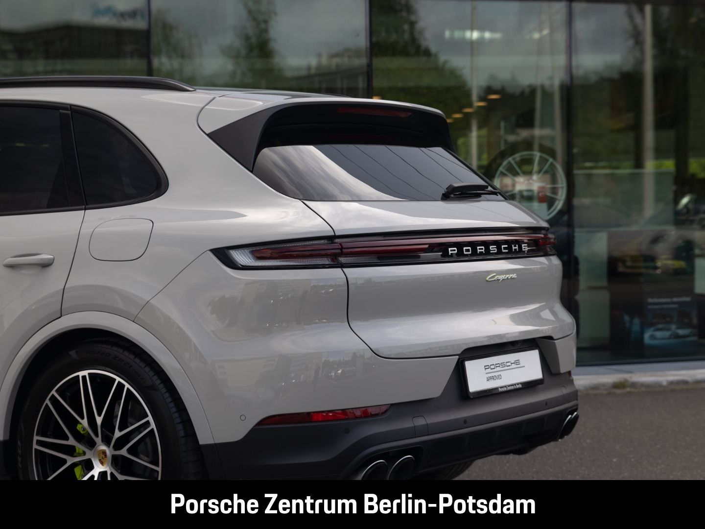 Porsche Cayenne E-Hybrid BOSE InnoDrive Panoramadach LED