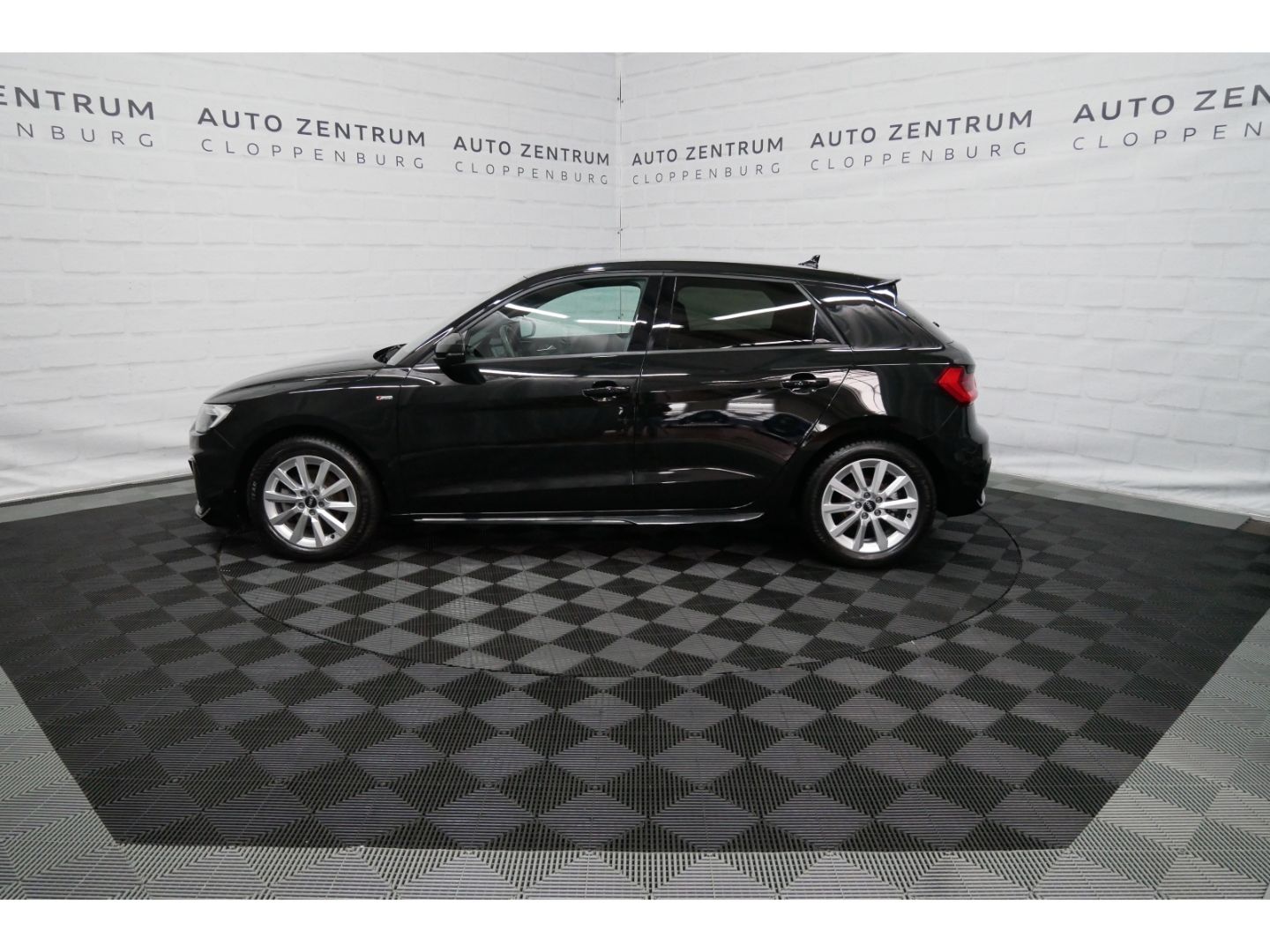 Audi A1 SB 30 TFSI S line LED+MMI+Leder+Virtual+PDC