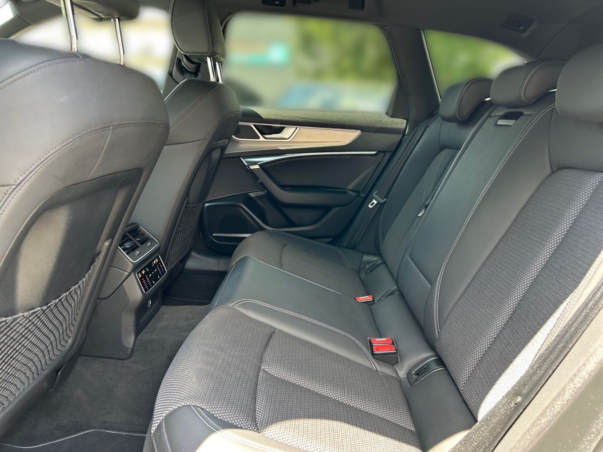 Audi A6 Avant 45 TFSI quattro sport - Samsaru's Car Outlet