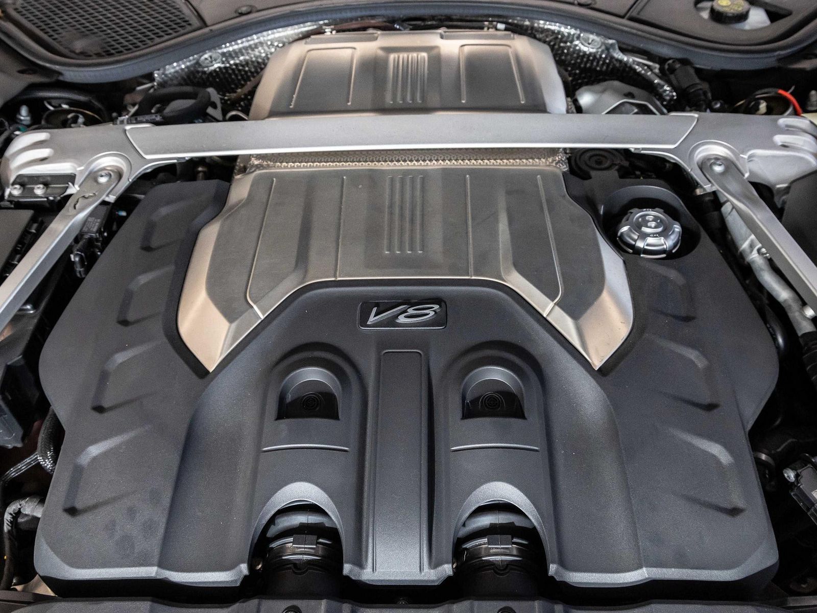 Bentley New Continental GT V8 von BENTLEY FRANKFURT
