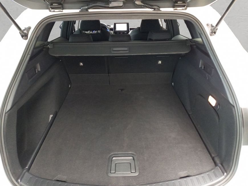 Toyota Corolla 2.0 Hybrid Touring Sports Team Deutschla