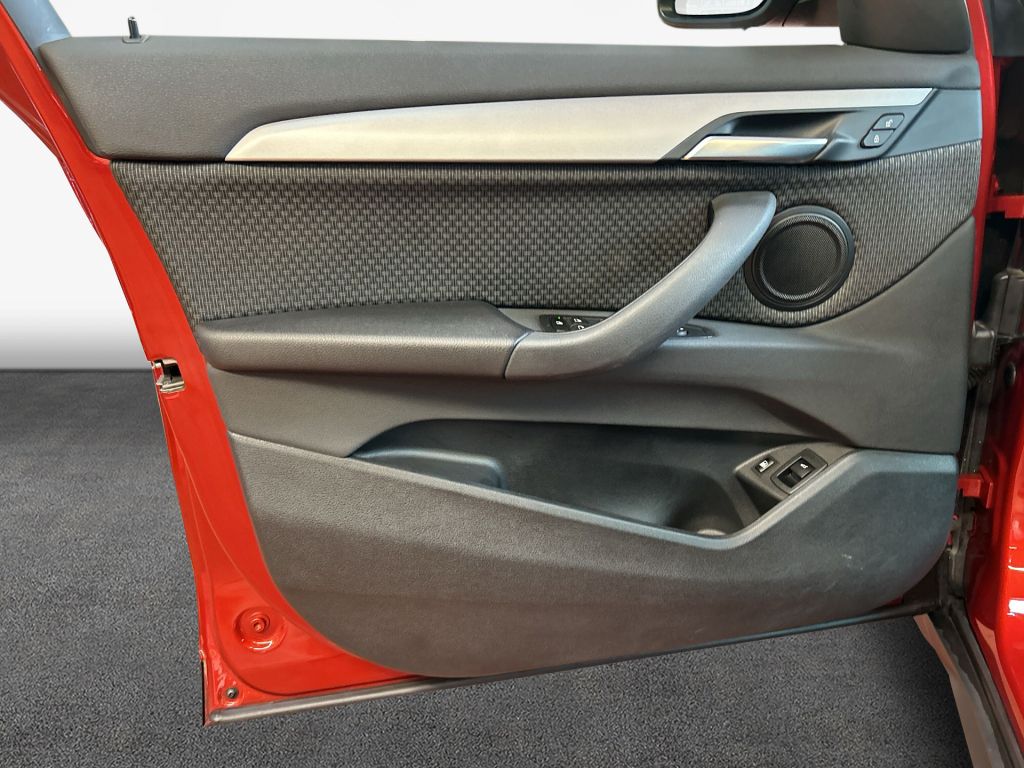 BMW X1 xDrive25e Advantage - Samsaru's Car Outlet