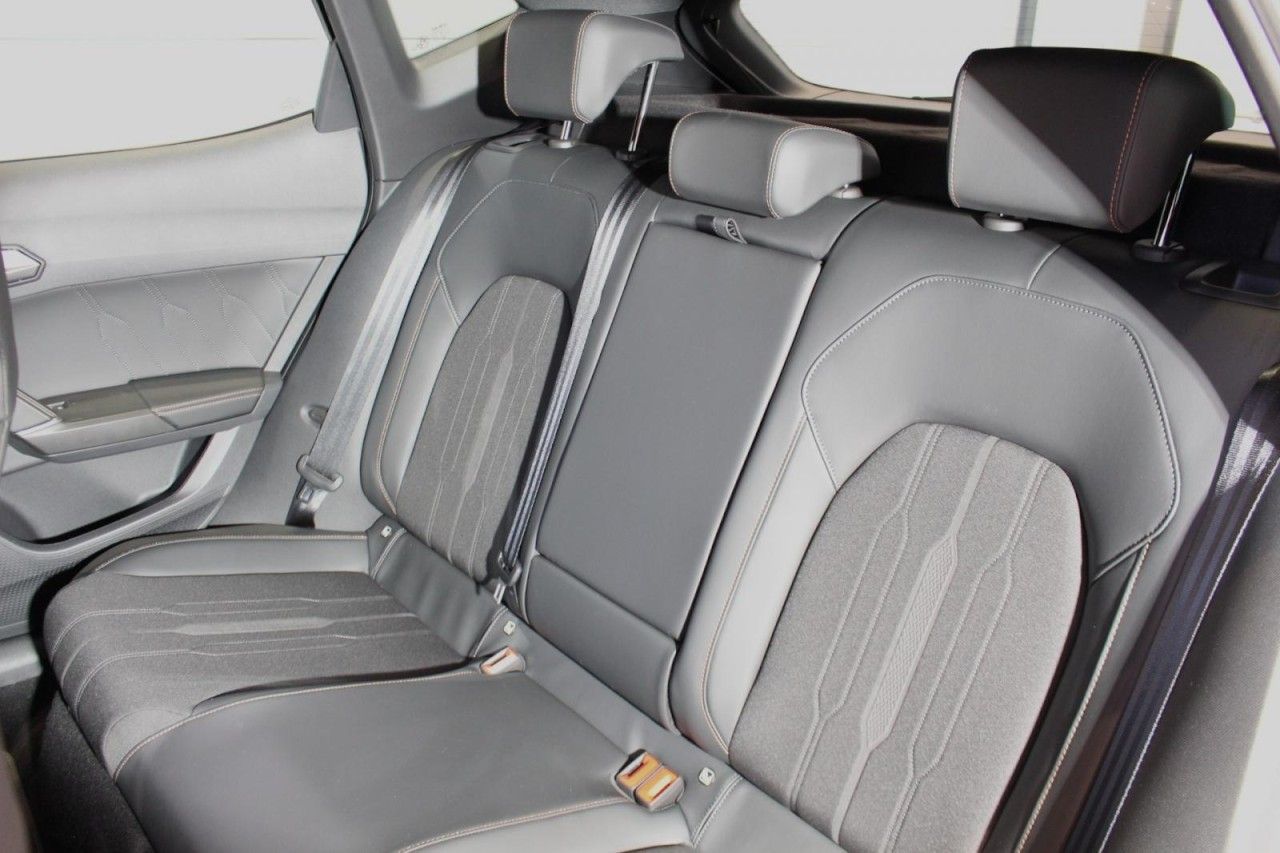 Cupra Formentor VZ 2.0 TSI DSG 4Drive 4JGAR/AHK/PANO/e