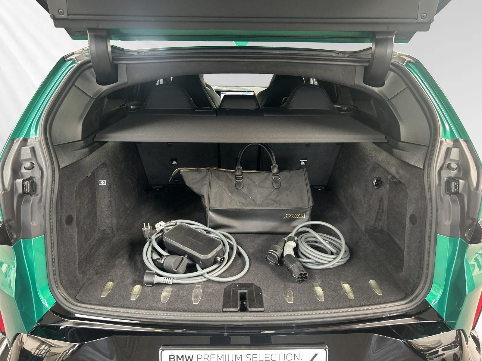 BMW XM 50e Inkl. € 1.190 Zubehörbonus* DAProf.|AHK|M