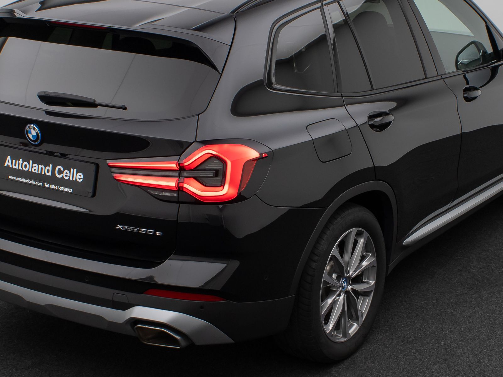 BMW X3 xD30e Sport - Samsaru's Car Outlet