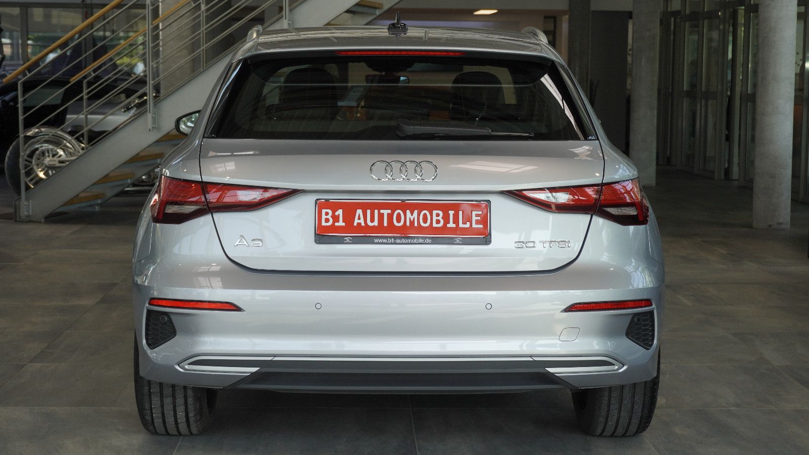 Audi A3 Sportback 30 TFSI advanced - Samsaru's Car Outlet