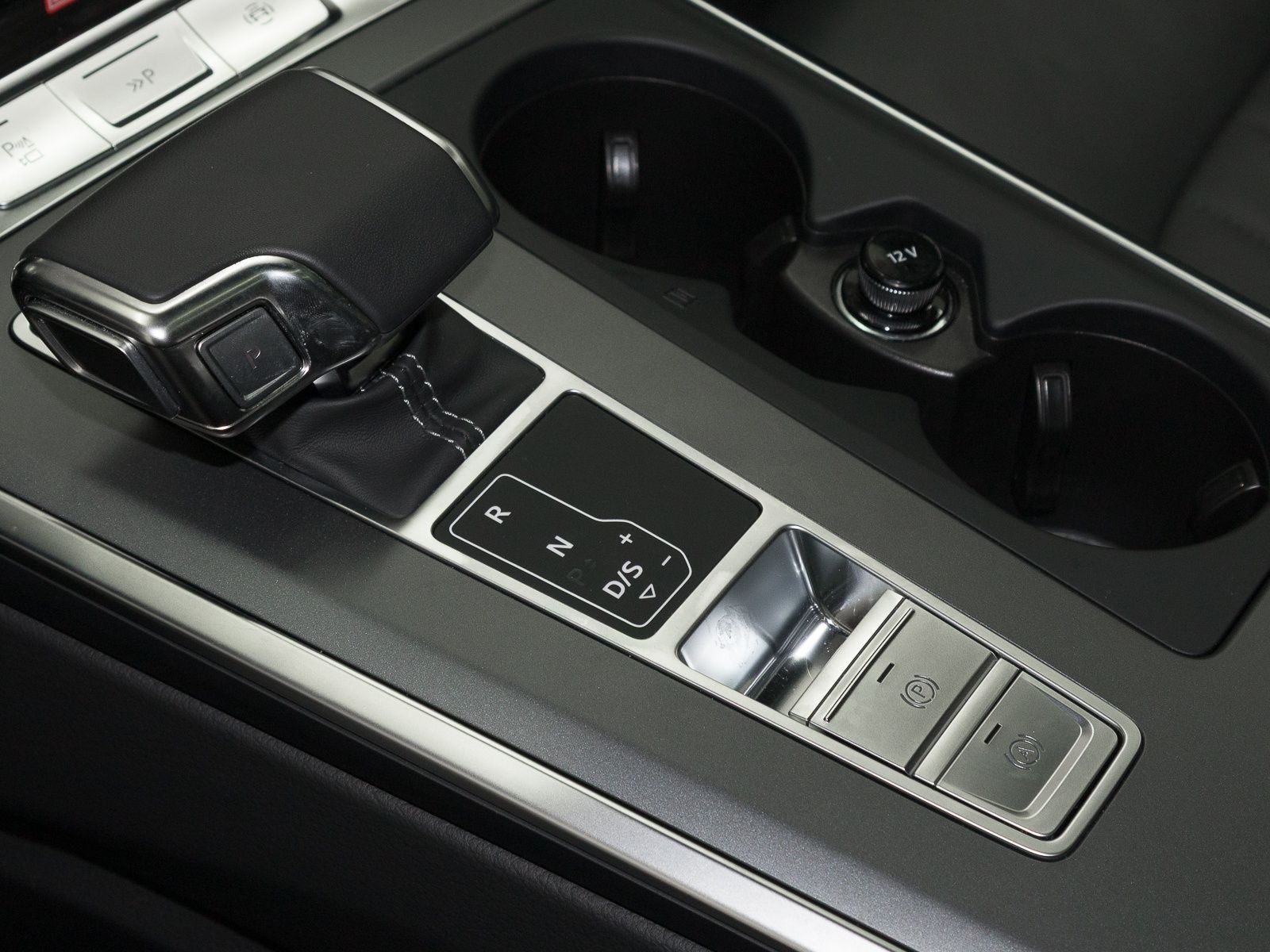 Audi A6 Avant 45 TFSI ADVANCED - Samsaru's Car Outlet