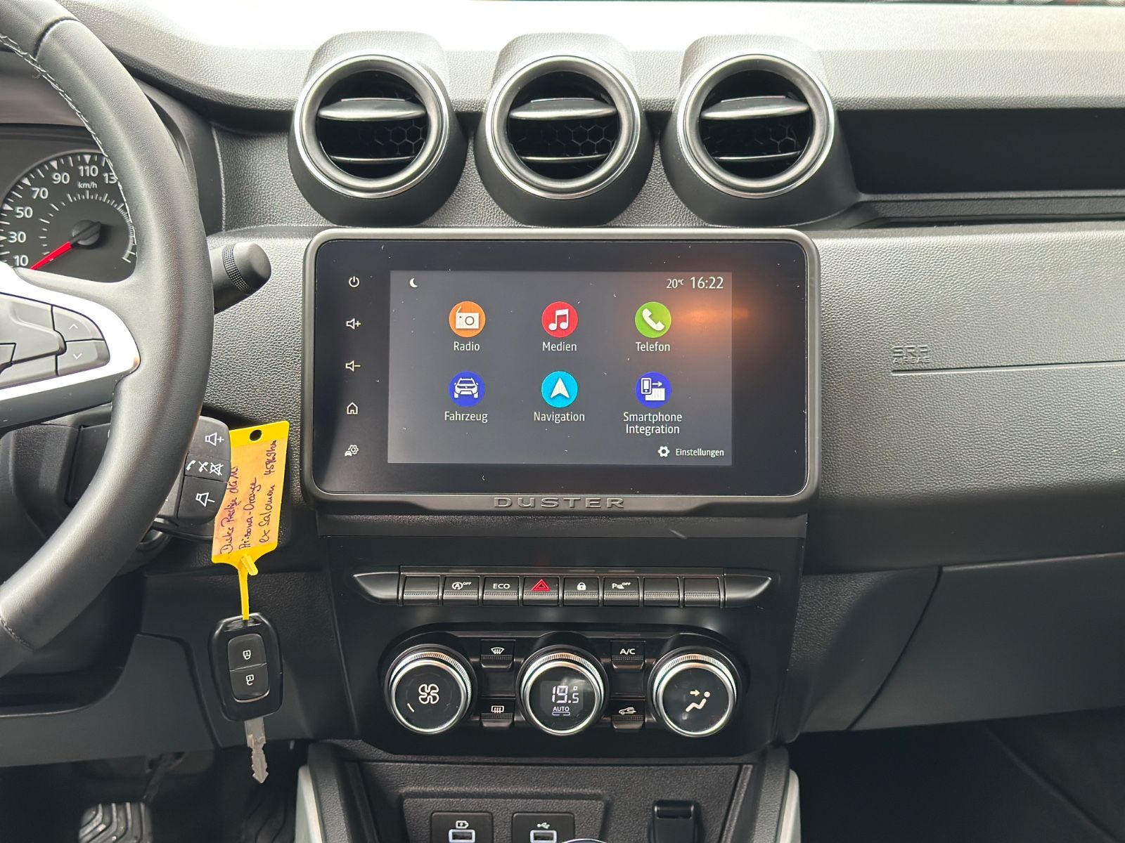 Dacia Duster Blue dCi 115 2WD Prestige - Samsaru's Car Outlet