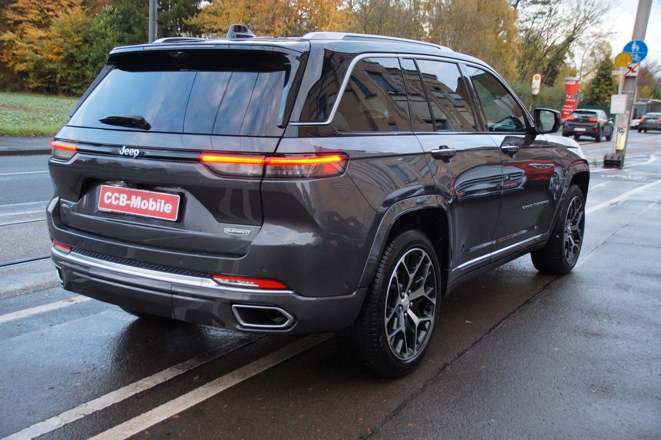 Jeep Summit Reserve Pl*1HAND*NEUWERTIG*VOLL* NP 107.
