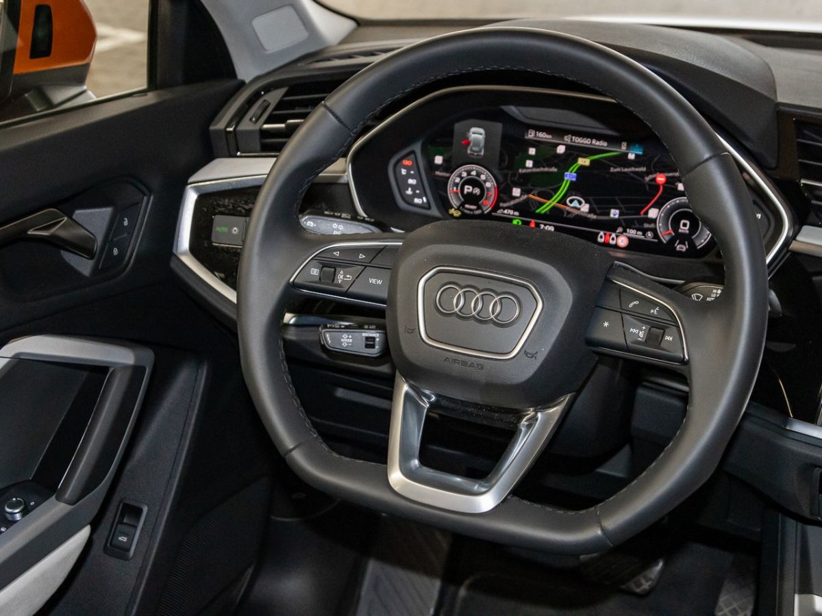 Audi Q3 advanced 40 TFSI quattro S tronic - Samsaru's Car Outlet