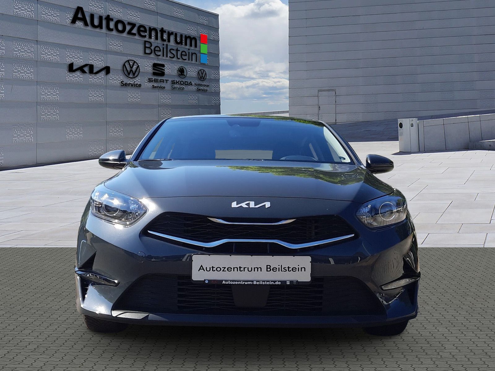 Kia Ceed 1.5 T-GDI Vision - Samsaru's Car Outlet