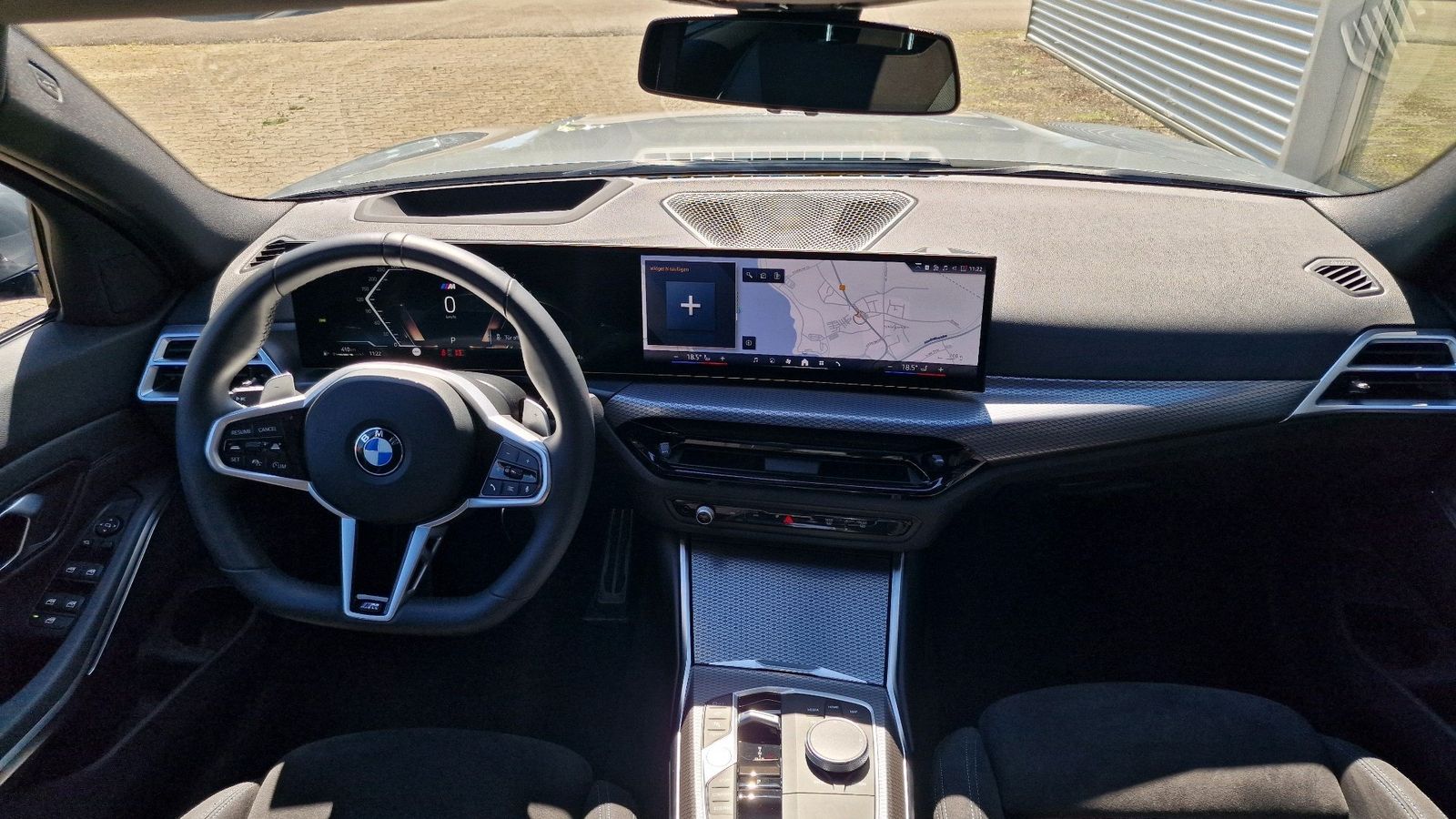 BMW 330i xDrive M Sportpaket Head-Up HiFi DAB LED