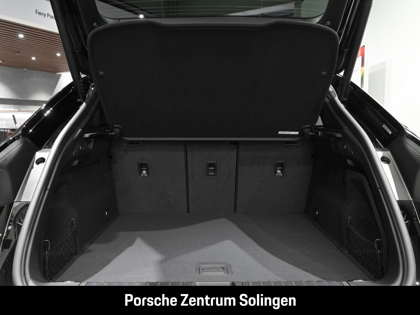 Porsche Macan 4S Matrix Panoramadach Hinterachslenkung 2