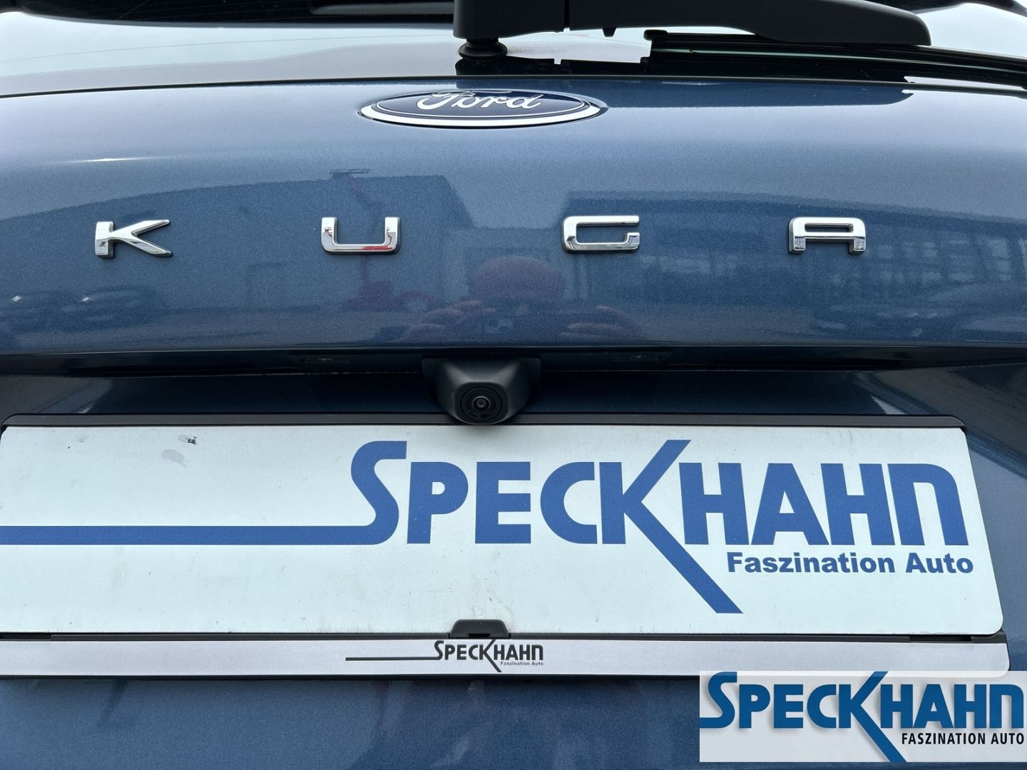 Ford Kuga Plug-In Hybrid ST-Line - Samsaru's Car Outlet