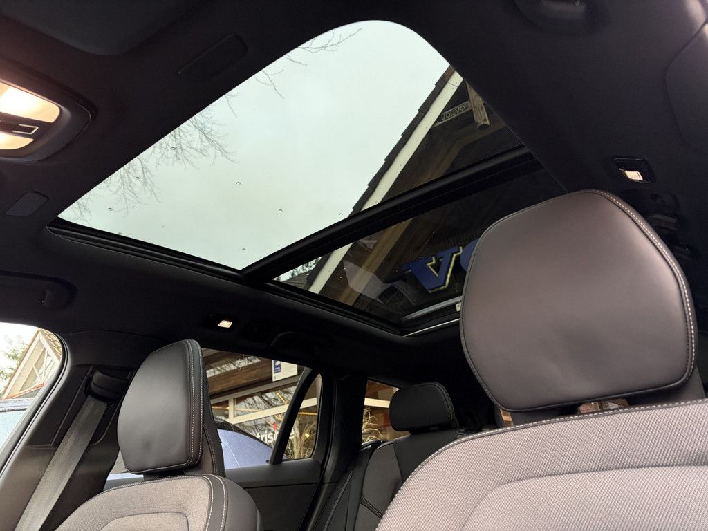 Volvo V60 T8 AWD Geartronic Recharge Plug-In Hybrid