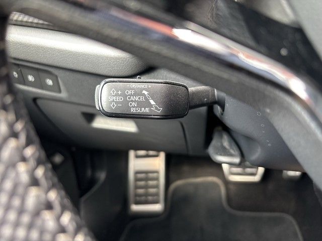 Skoda Octavia Combi RS iV HEAD UP