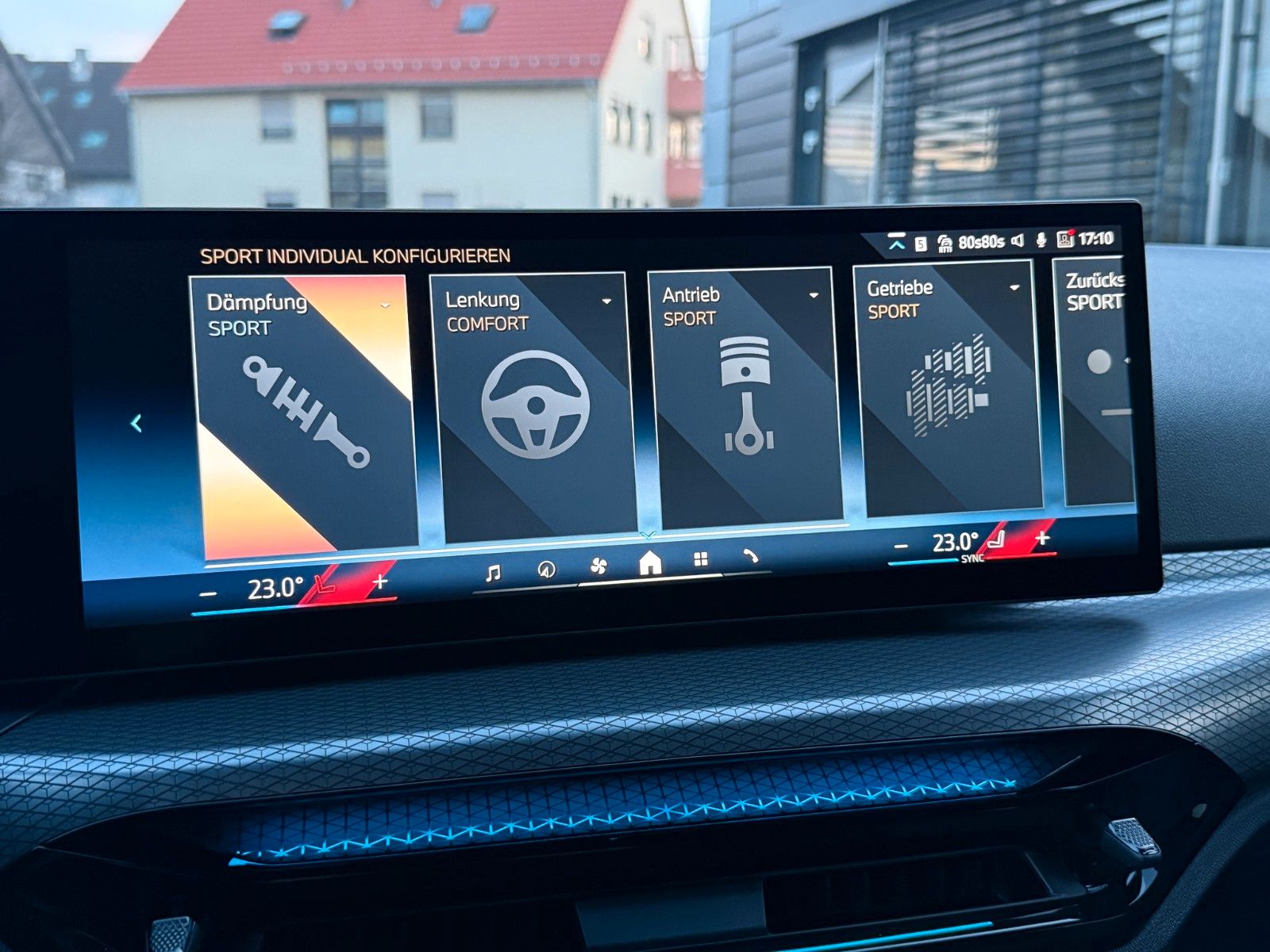 BMW 320i M Sport 18" HuD AHK ACC 360° 18"