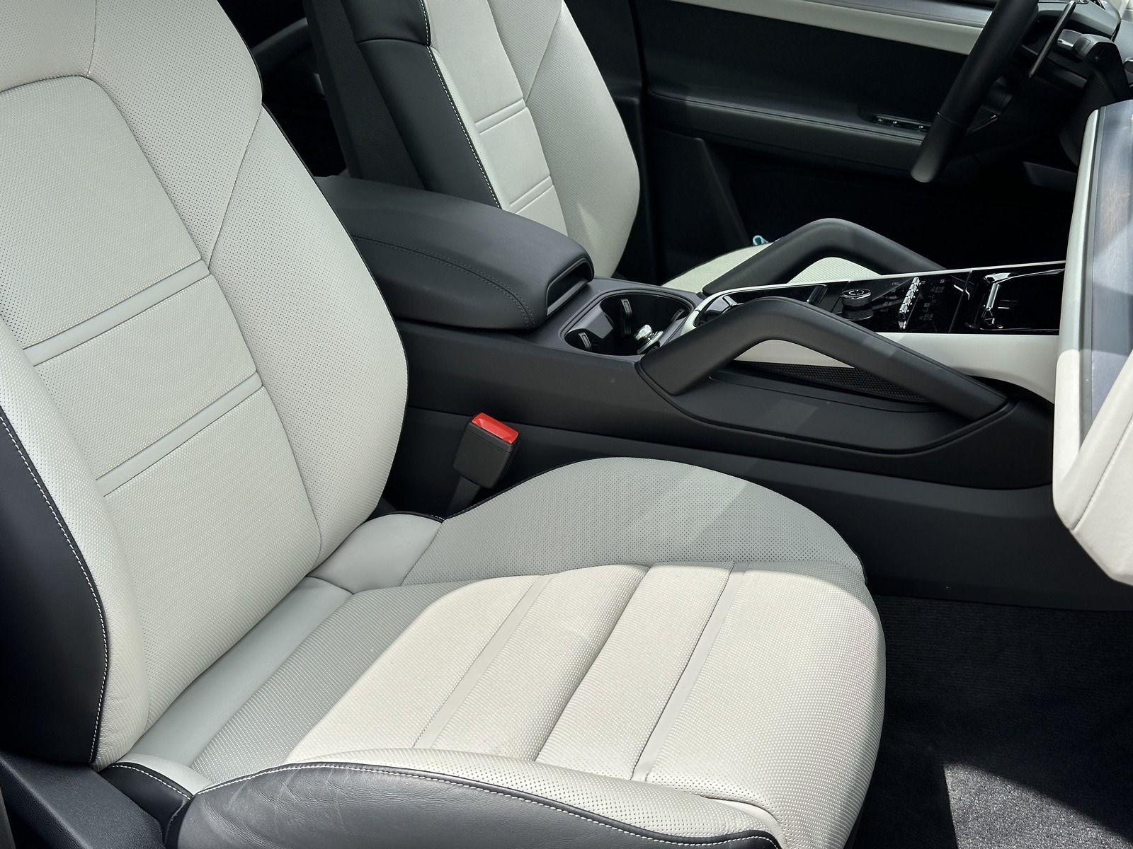 Porsche Cayenne E-Hybrid Coupe INNODRIVE*BELÜFTUNG*BOSE*