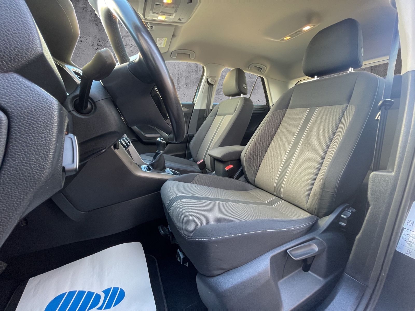 Volkswagen T-Roc Style TDI - Samsaru's Car Outlet