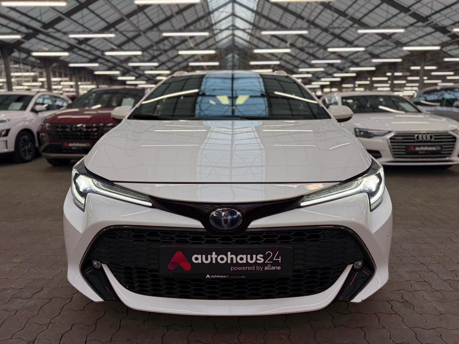 Toyota Corolla 2.0 Hybrid Team D LED|Navi|ParkPilot|ACC