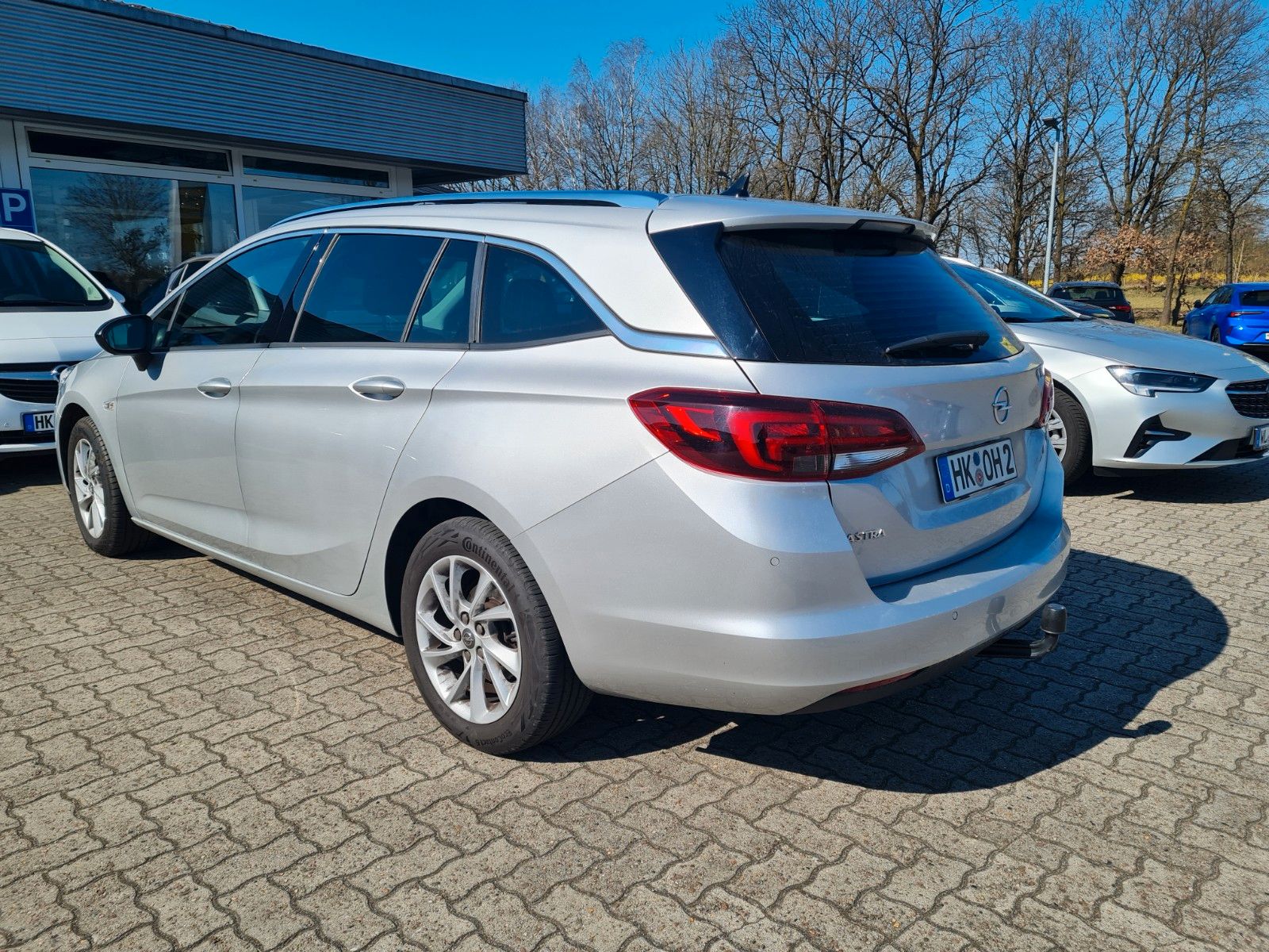Opel Astra Sports Tourer - Samsaru's Car Outlet