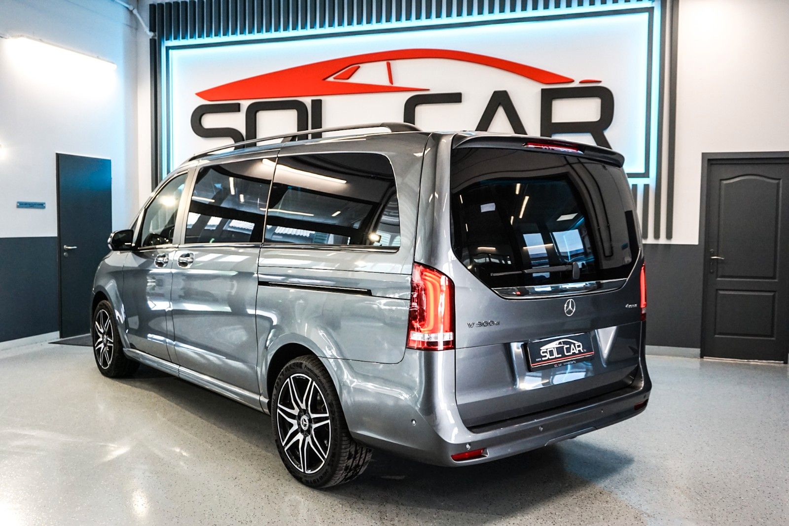 Mercedes-Benz V 300 4MATIC AVANTGARDE - Samsaru's Car Outlet