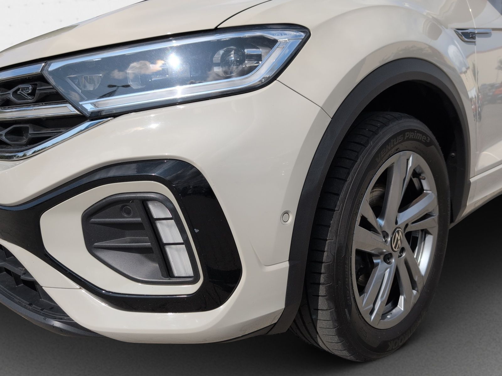 Volkswagen T-Roc R-Line 1.5 TSI - Samsaru's Car Outlet