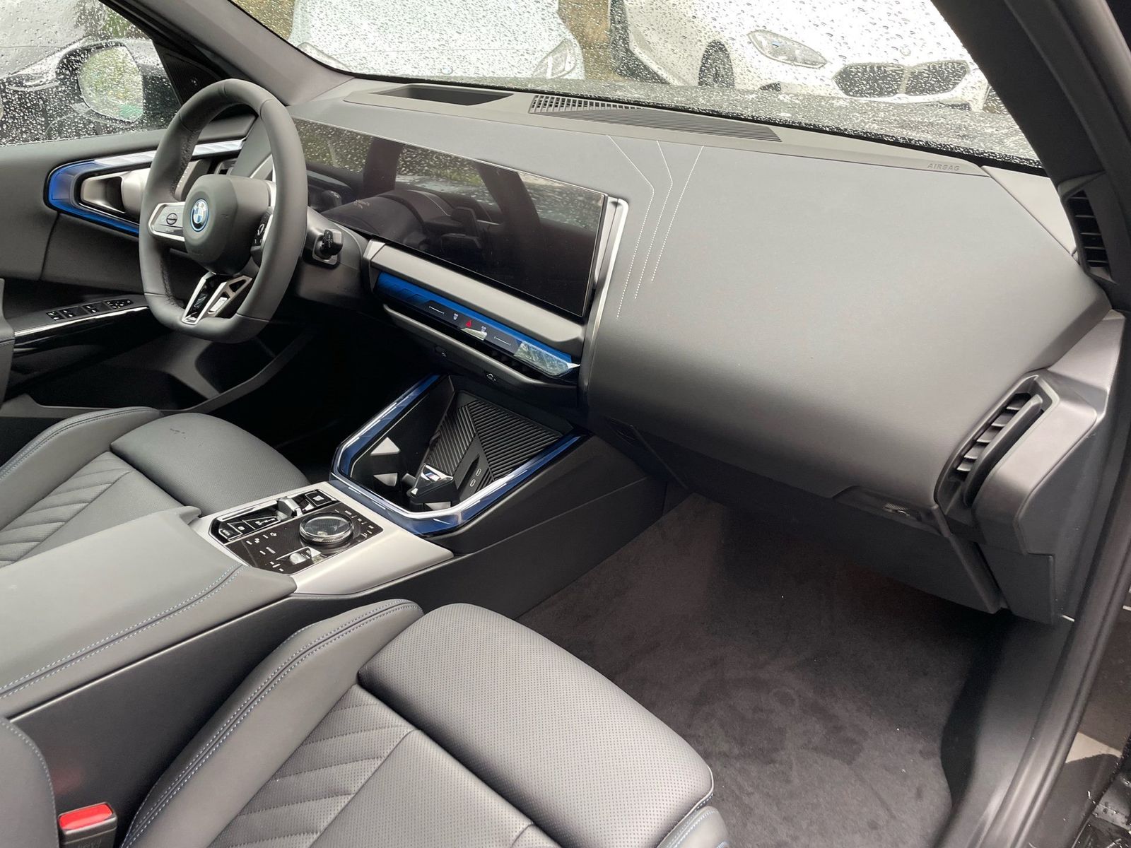 BMW X3 30e xDrive || M Sport Pro AHK Pano H&K 360°