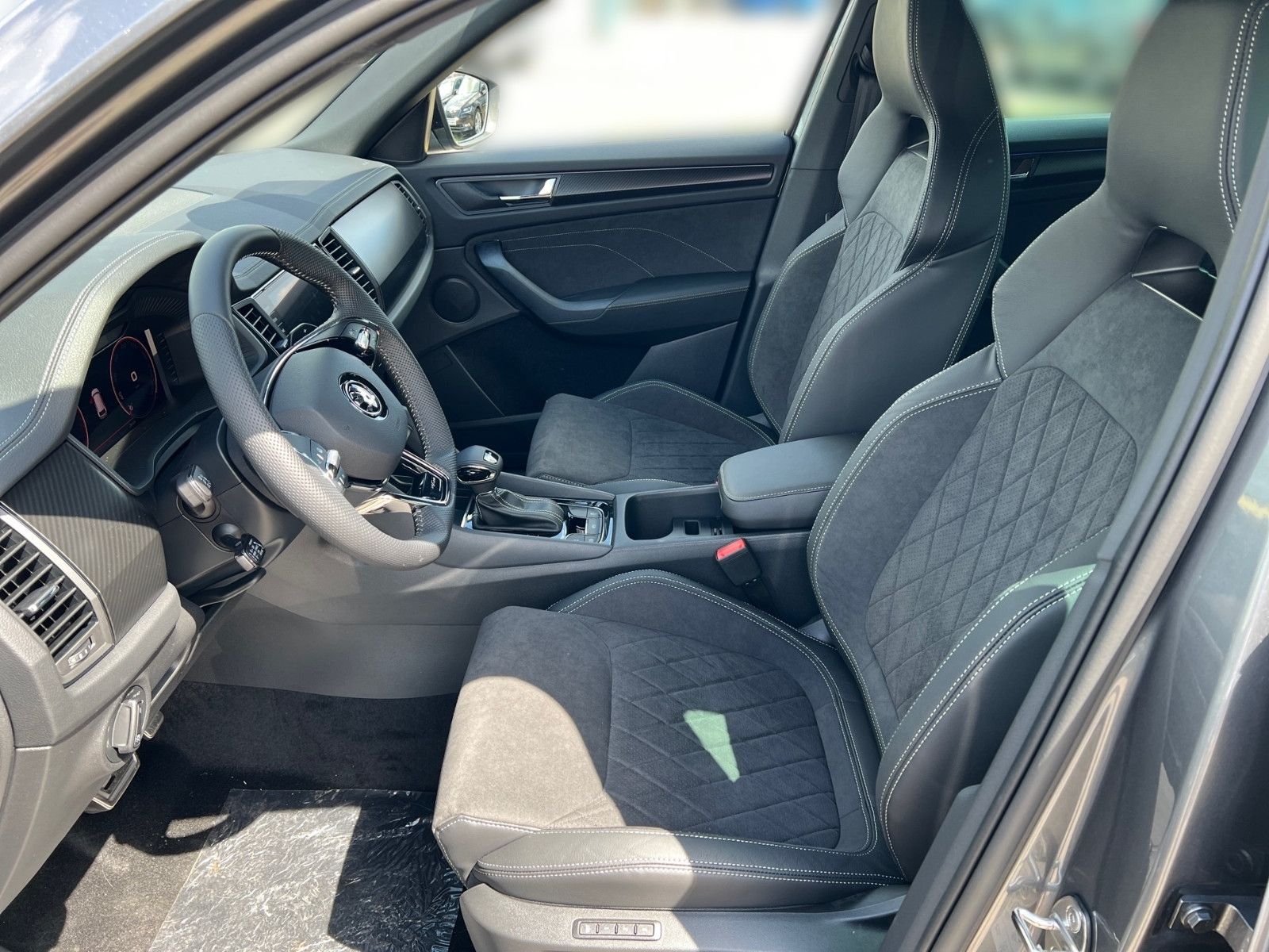 Skoda Kodiaq Sportline 1.5 TSI DSG - Samsaru's Car Outlet