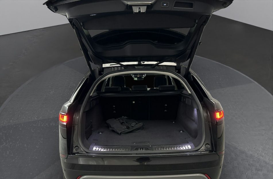 Range Rover Velar P400e - Samsaru's Car Outlet