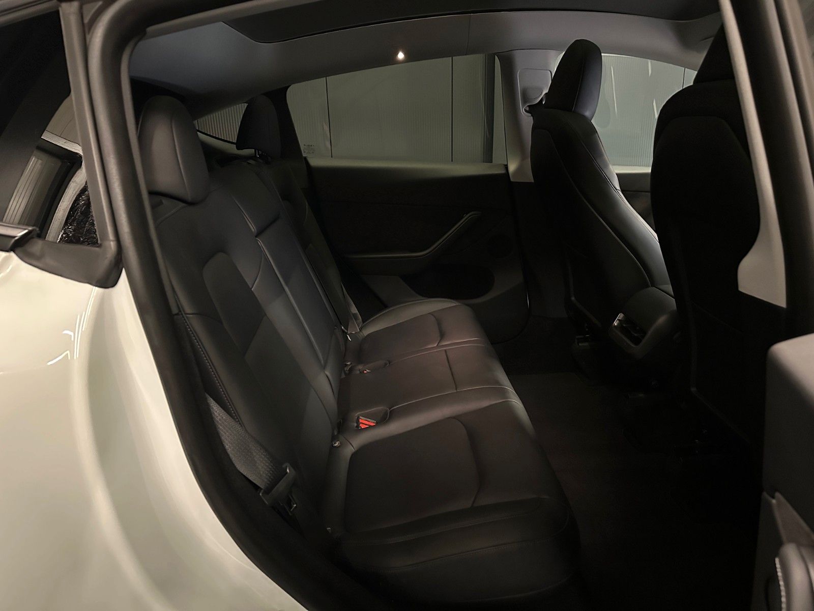 Tesla Model Y RWD *1.HAND*Wärmepumpe*