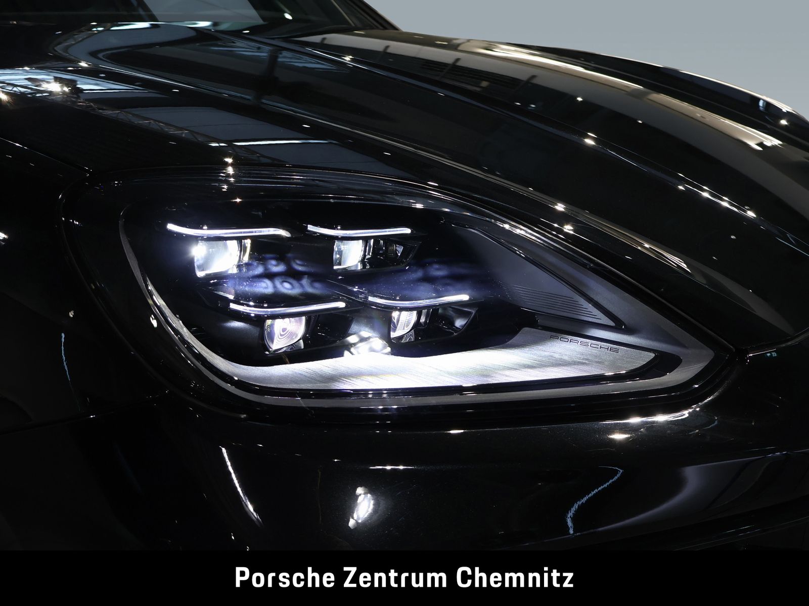 Porsche Cayenne E-Hybrid Luftfed.;BOSE;HD-Matrix;22"