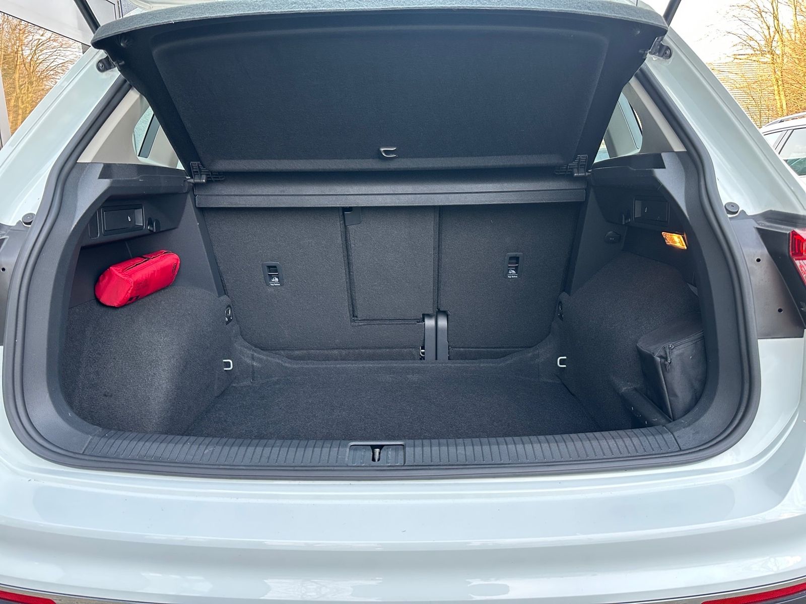 Volkswagen Tiguan BMT Highline 1.5 TSI - Samsaru's Car Outlet