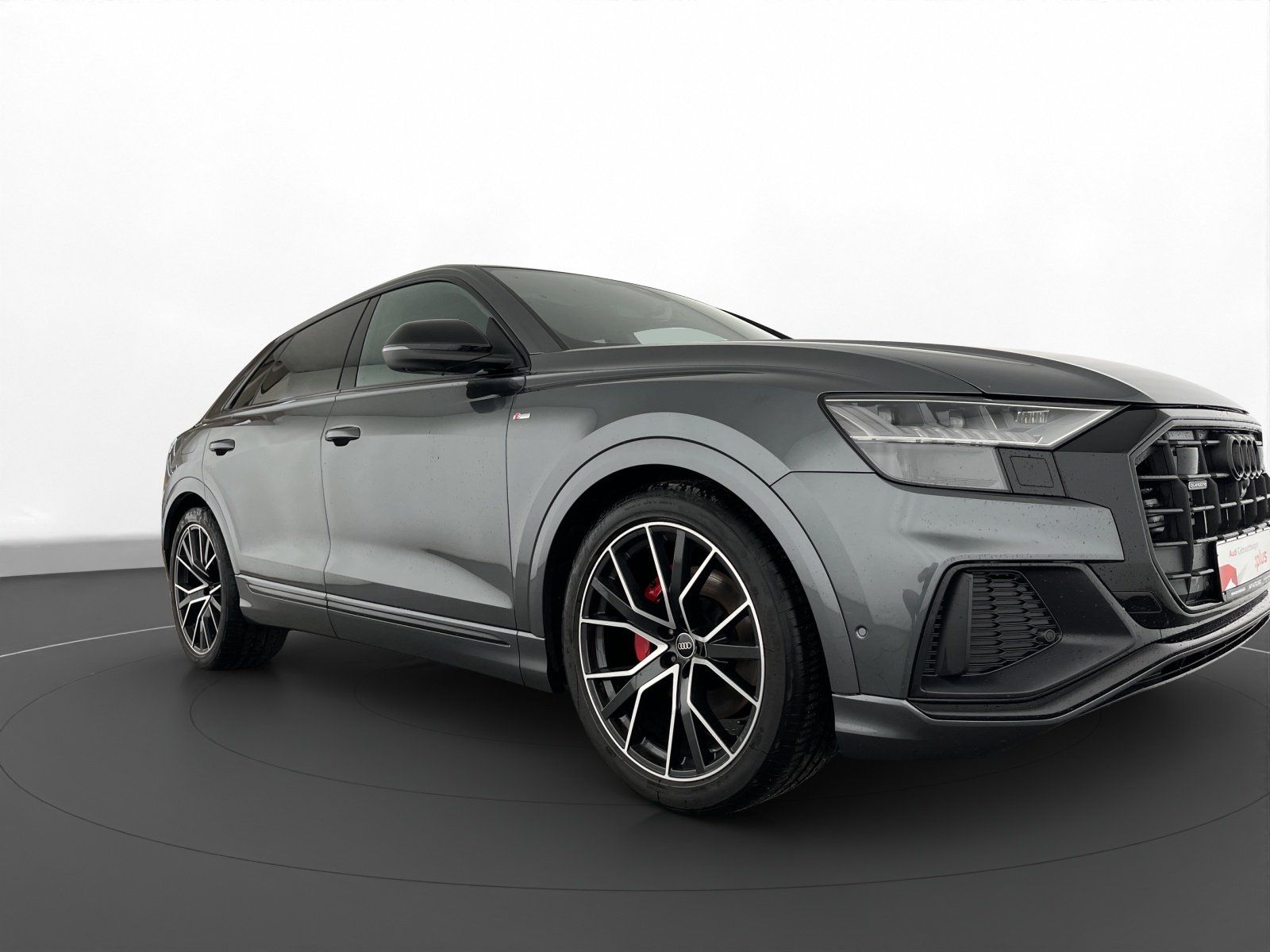 Audi Q8 50 TDI quattro tiptronic S line | PANO |