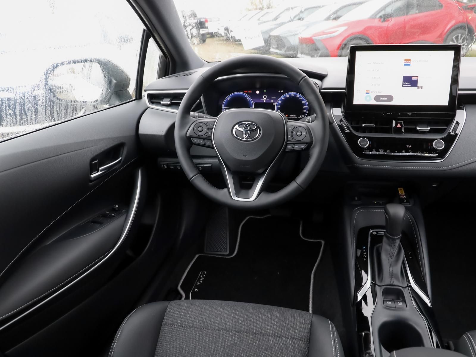 Toyota Corolla 1.8 Hybrid BLACK&WHITE NAVI SHZ PDC
