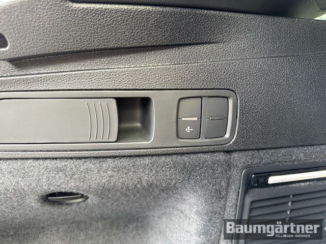 Audi Q5 Sportback 55 TFSI e Quattro S-Line - Samsaru's Car Outlet
