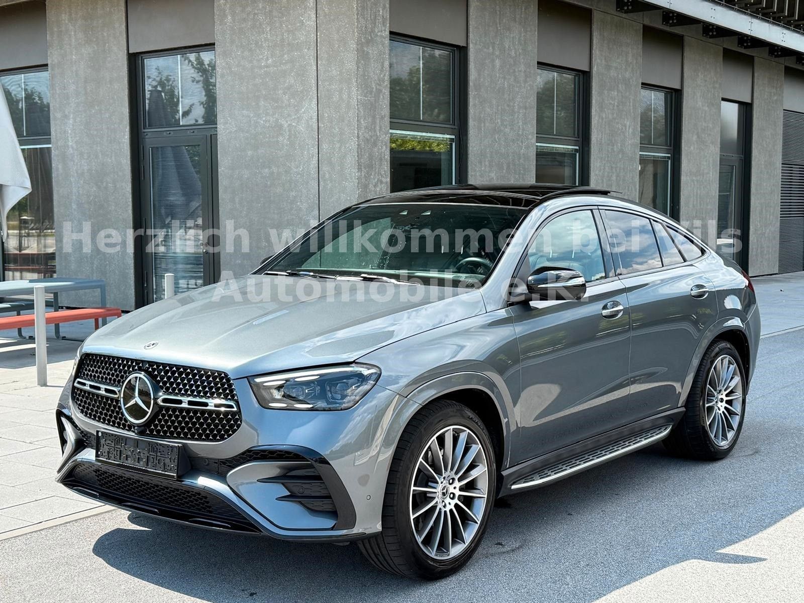 Mercedes-Benz GLE 300d 4M Coupe AMG *PANO*HUD*LUFT*BURM*21"*VO