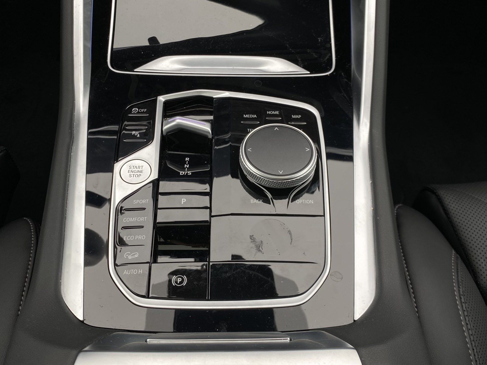 BMW X6 xDrive40d M Sport|AHK|SkyLounge|Standhzg.|H/K