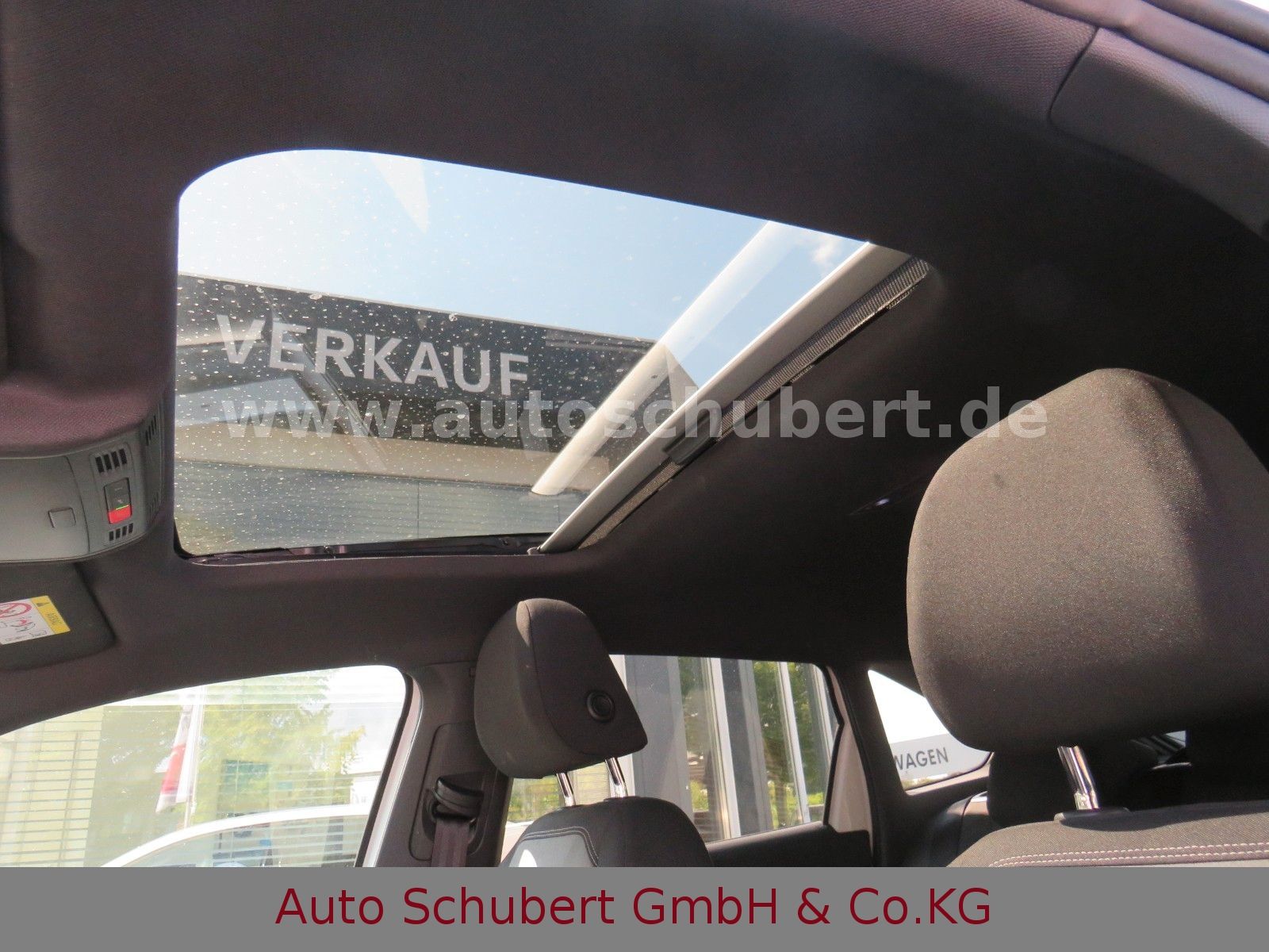 Volkswagen Taigo 1.5 TSI DSG R-Line - Samsaru's Car Outlet