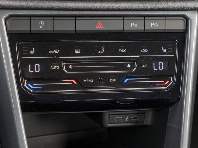 Volkswagen T-Roc 1.5 TSI DSG STYLE - Samsaru's Car Outlet