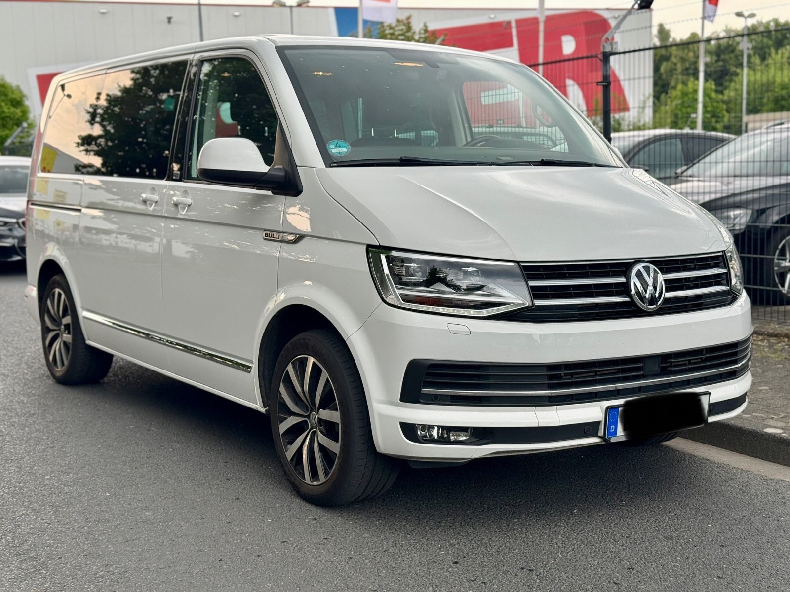 Volkswagen T6 Multivan - Samsaru's Car Outlet