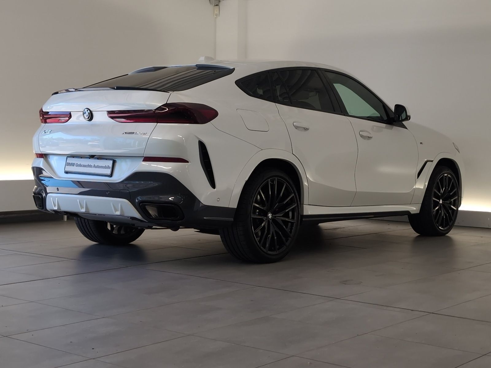 BMW X6 xDrive30d M Sport Pro Navi/LED/AHK/RFK/ACC Na