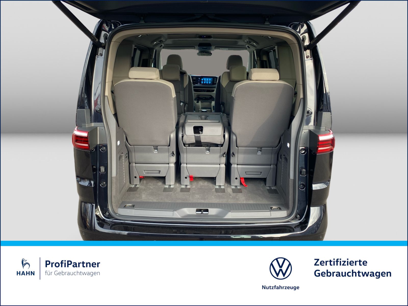 Volkswagen T7 Multivan 2.0TDI - Samsaru's Car Outlet