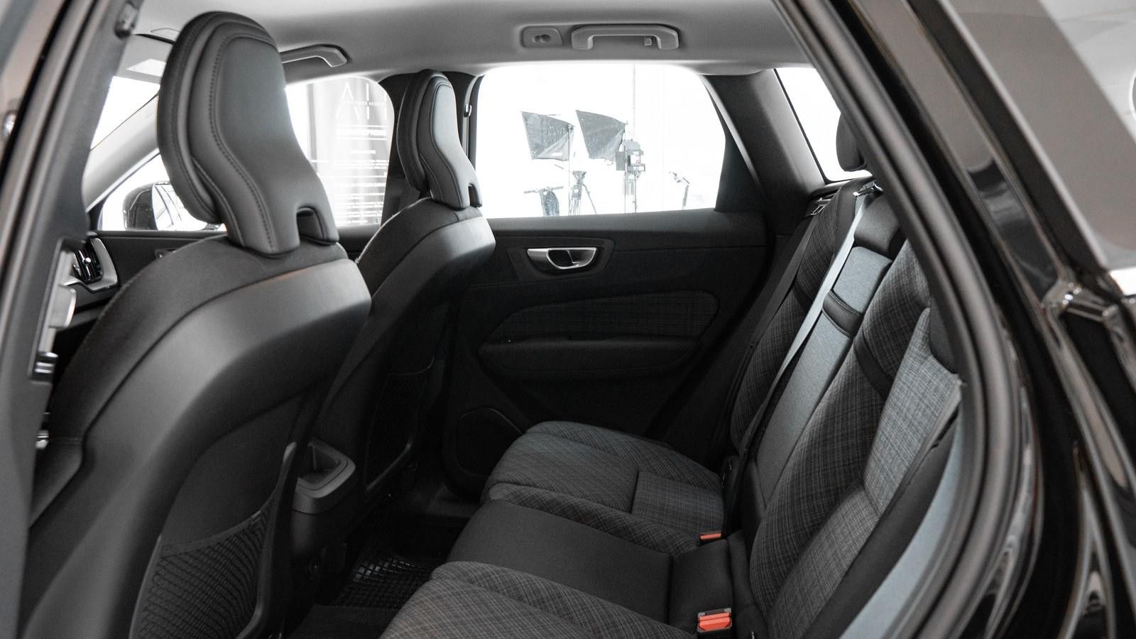 Volvo XC 60 - Samsaru's Car Outlet