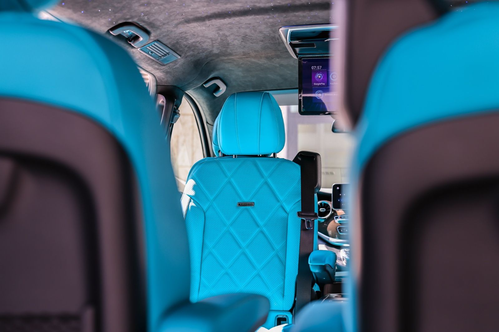 Mercedes-Benz V 300 4MATIC - Samsaru's Car Outlet