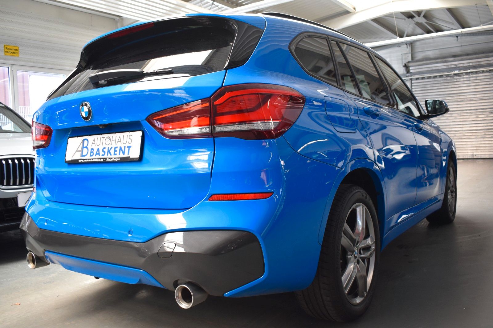 BMW X1 xDrive 18 d M SPORT - Samsaru's Car Outlet