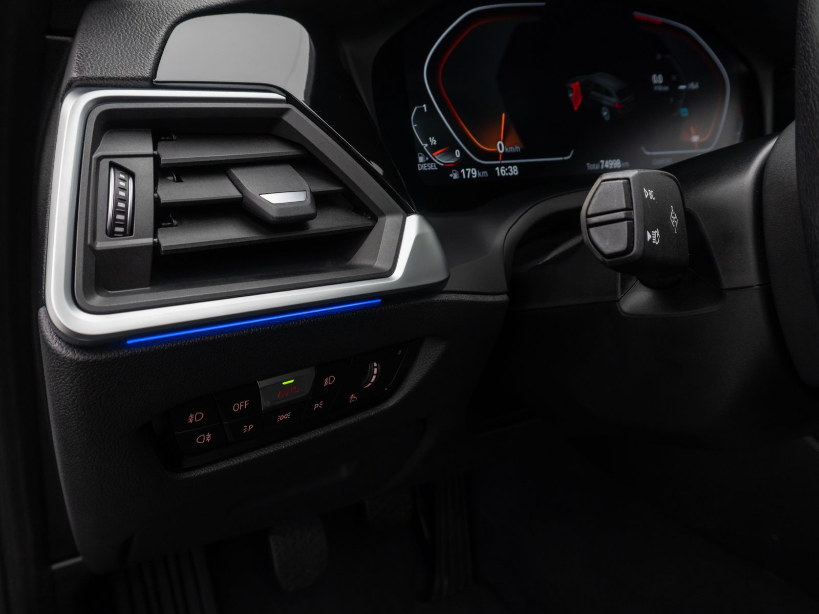 BMW 320d Sport Line - Samsaru's Car Outlet