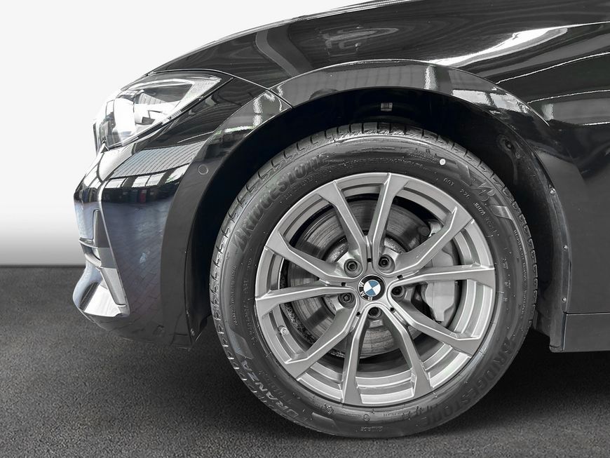 BMW 330i Touring xDrive Sport Line - Samsaru's Car Outlet