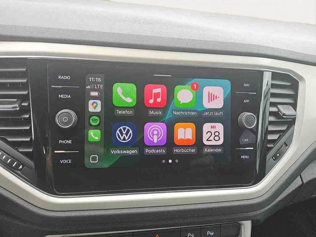 Volkswagen T-Roc 1.5 TSI Style - Samsaru's Car Outlet