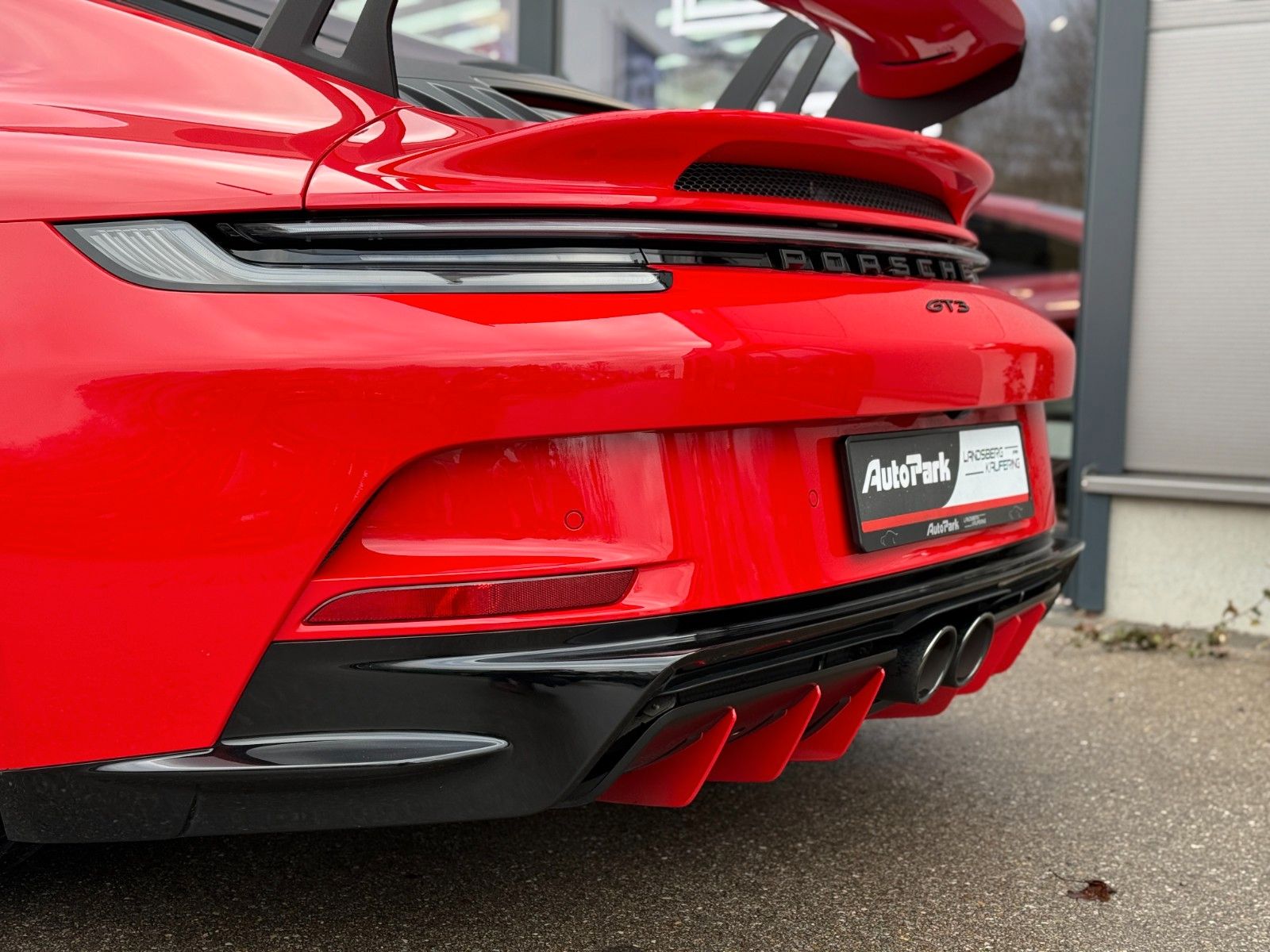 Porsche 911 GT3 - Samsaru's Car Outlet